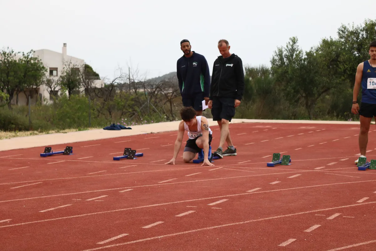 Gabriel Neshto în competiție de atletism